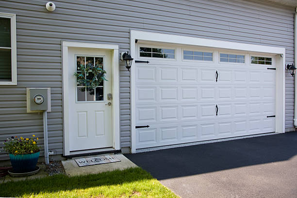 24/7 Emergency Garage Door Panel Replacement experts in Heppner, OR